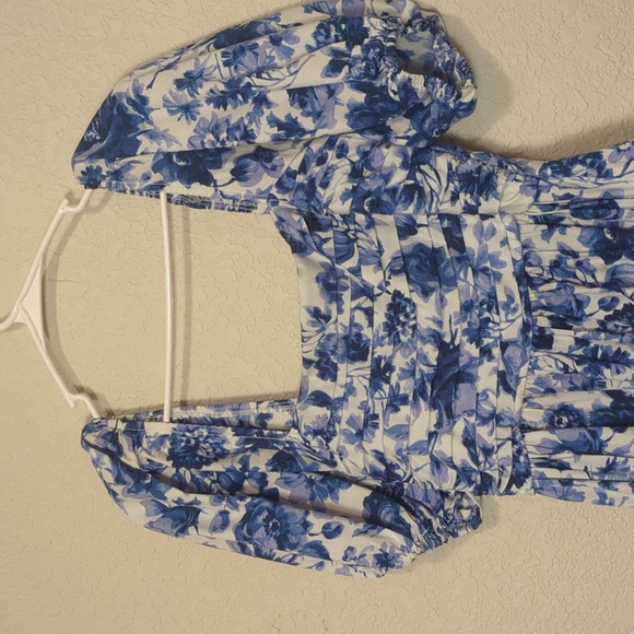 Abercrombie and Fitch Emerson Poplin Puff Sleeve blue white floral midi dress - Picture 5 of 10